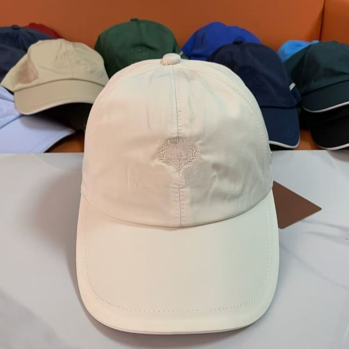 Baseball Cap Structured - Высококачественная однотонная бейсболка для мужчин и