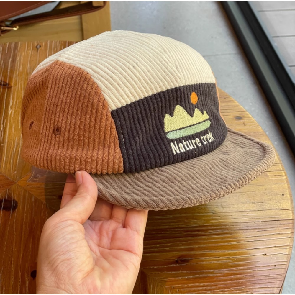 Кепка с 5 панелями и коротким  – обзор и цена Corduroy Cap 5 Panel